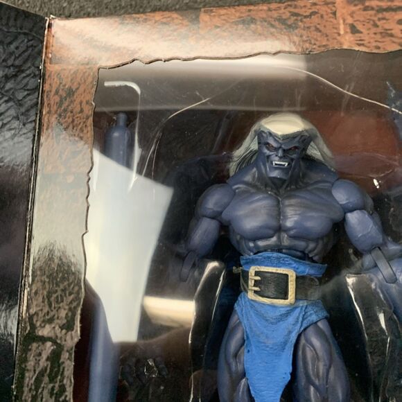 NECA Gargoyles 2021 THAILOG Ultimate 8-inch figure Action Figure - Picture 5 of 7